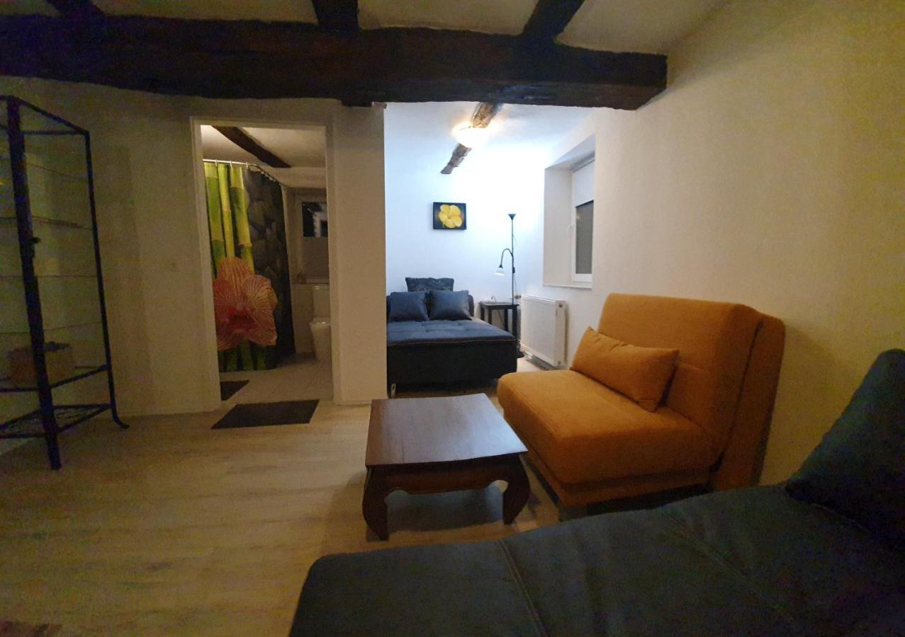 Puri Frangipani Apartment Felsberg Kültér fotó