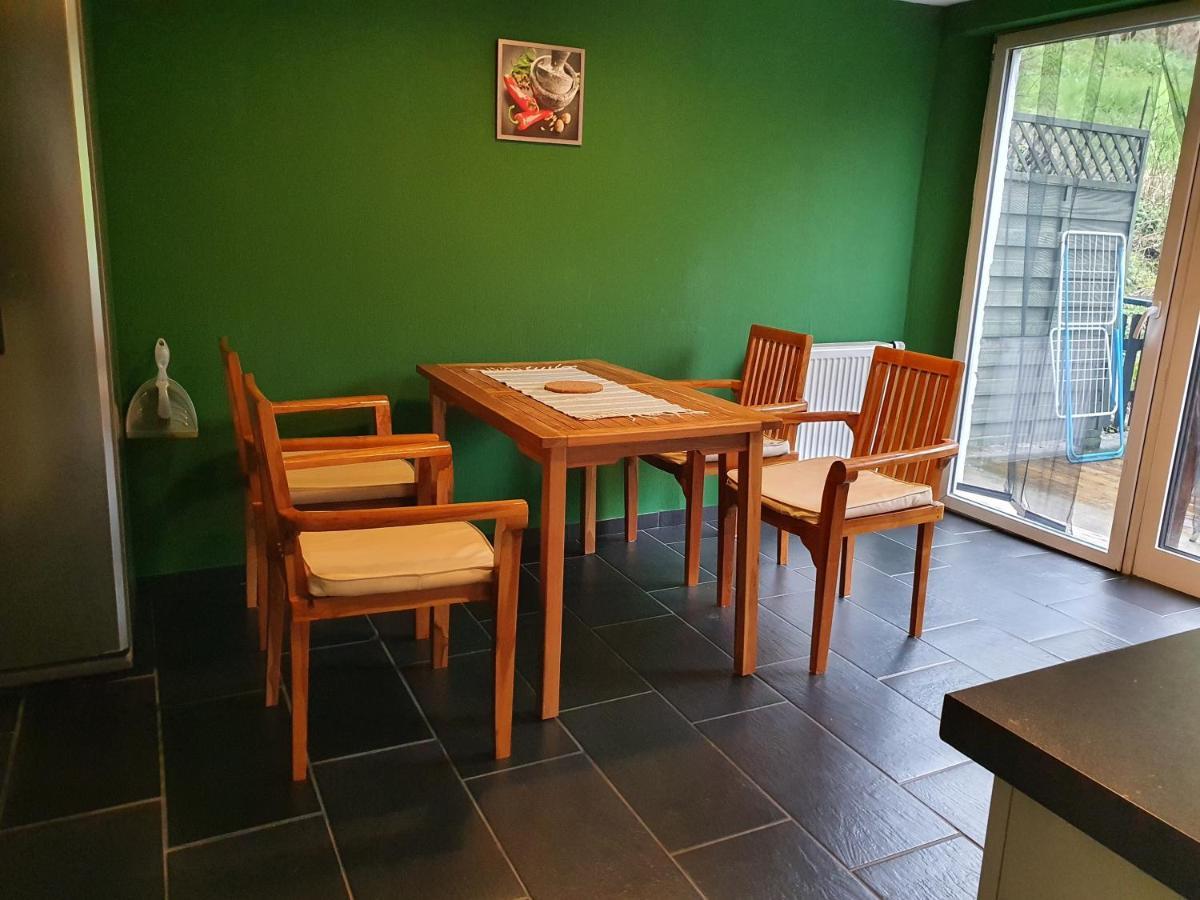 Puri Frangipani Apartment Felsberg Kültér fotó